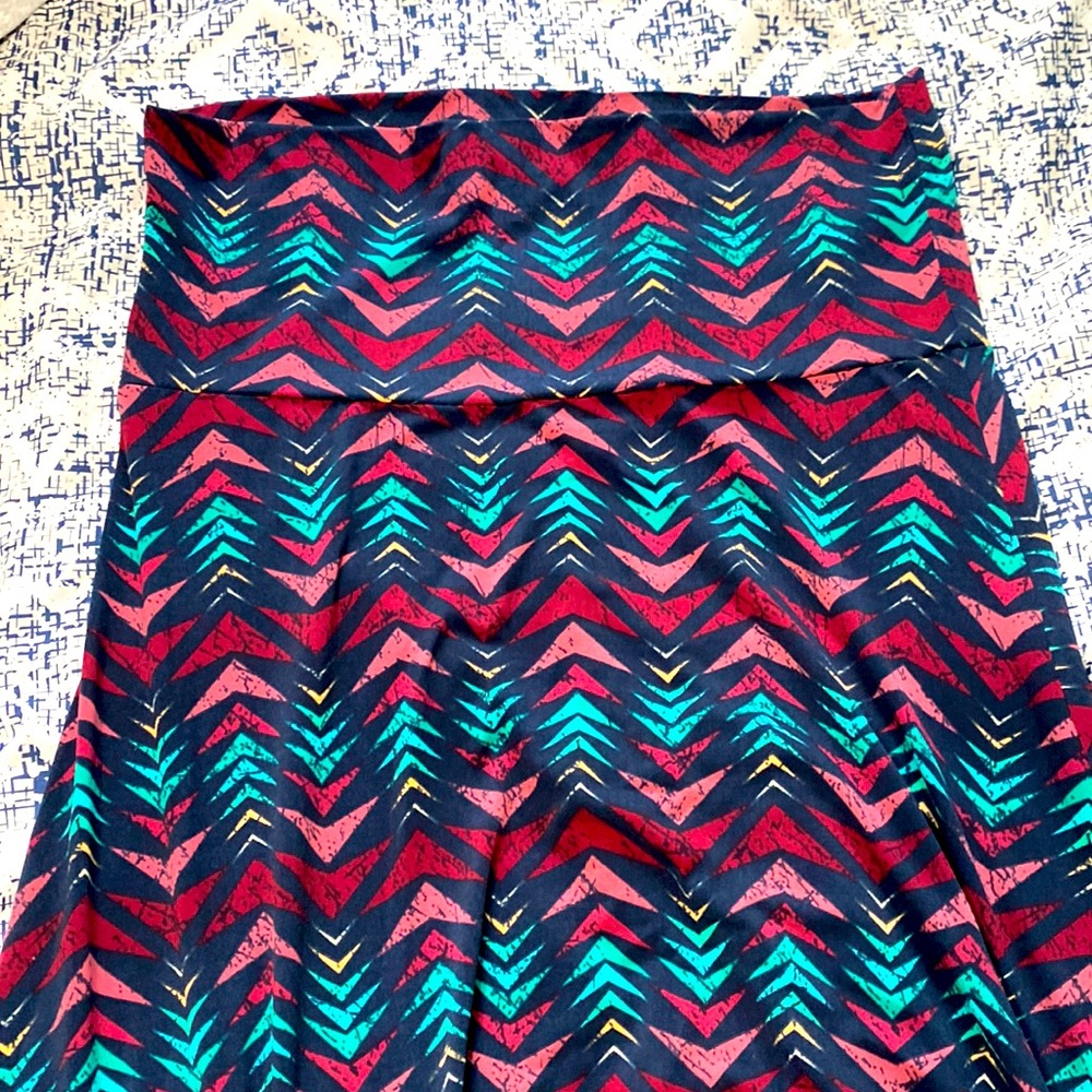 GORGEOUS EUC LuLaRoe Maxi Skirt Size Medium